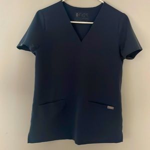 Figs scrub top 2 pockets dark blue